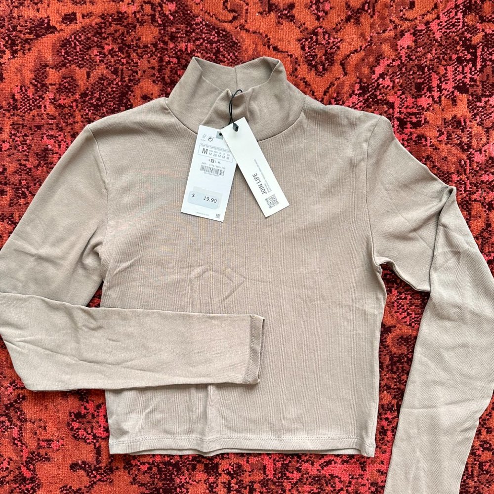 Zara Long Sleeve Crop Knit Shirt NWT